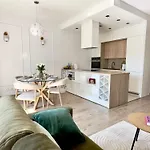 Magic Place Iii - Francuska Park - Free Garage - Self Check-in * Катовице