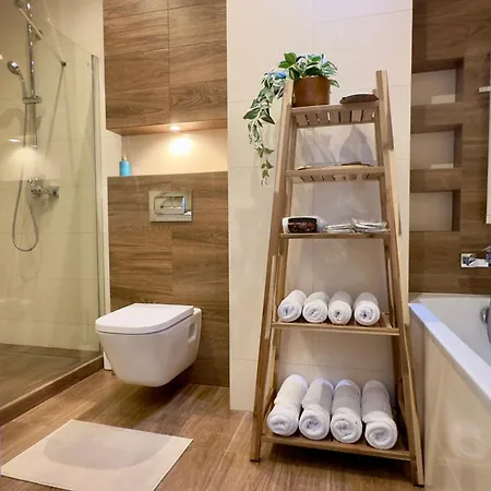 Apartmán Magic Place Iii - Francuska Park - Free Garage - Self Check-in