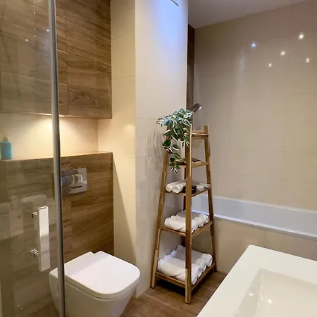 Magic Place Iii - Francuska Park - Free Garage - Self Check-in Apartmán