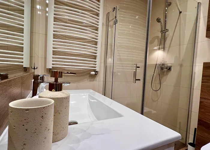 Magic Place Iii - Francuska Park - Free Garage - Self Check-in Apartamento *