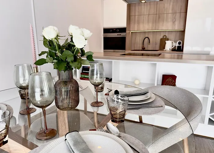 Apartamento Magic Place Iii - Francuska Park - Free Garage - Self Check-in Katowice